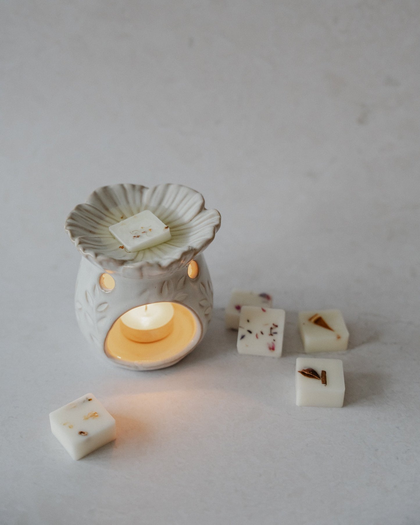 Ceramic Secret Garden Wax Melt Burner - Wick & Wist