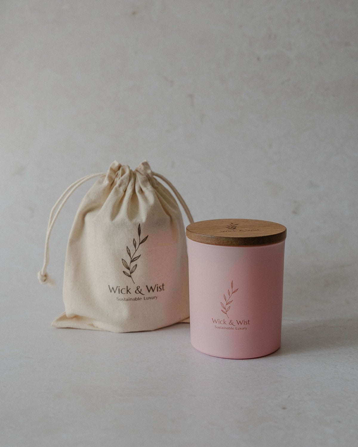 No. 04 Velvet Peony & Oud Luxury Candle - Wick & Wist
