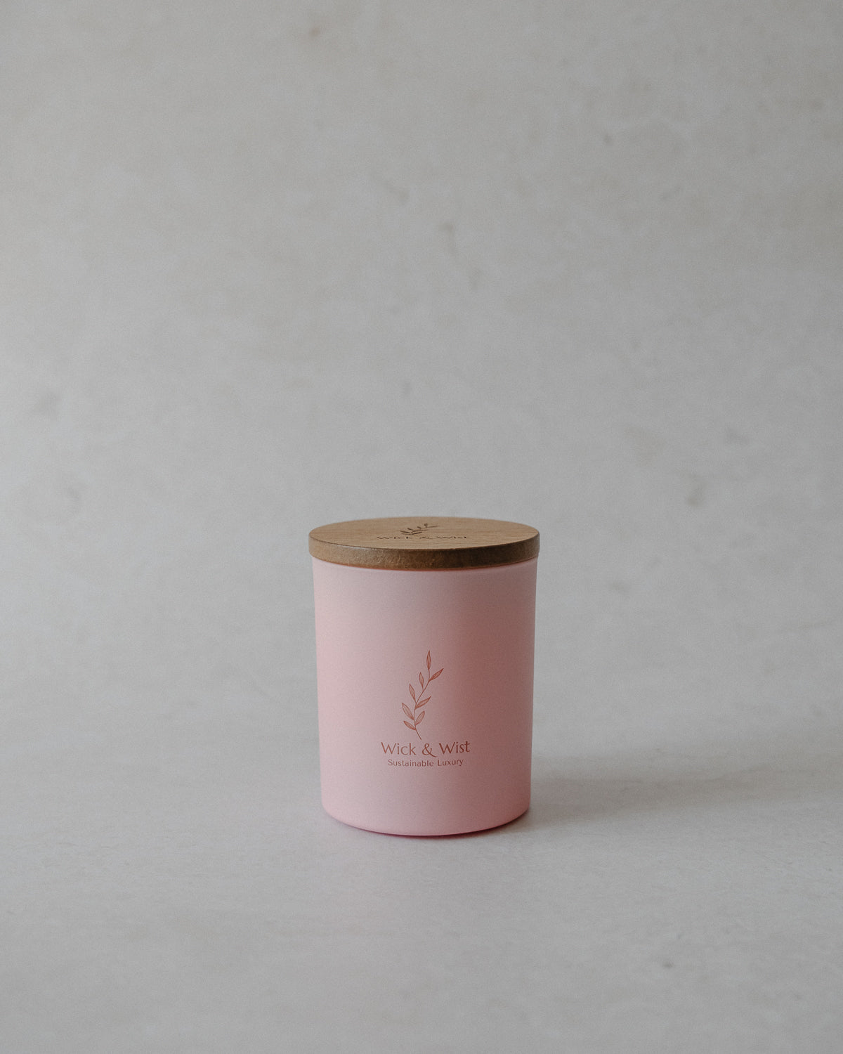 No. 04 Velvet Peony & Oud Luxury Candle - Wick & Wist