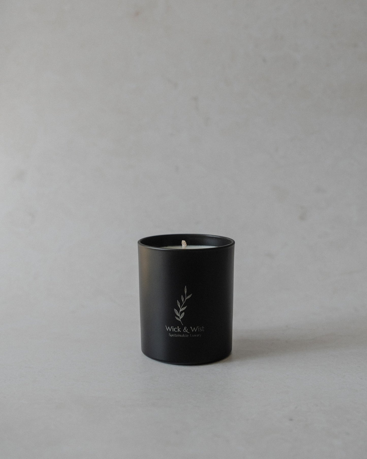 No. 07 Japanese Plum & Rhubarb - Wick & Wist