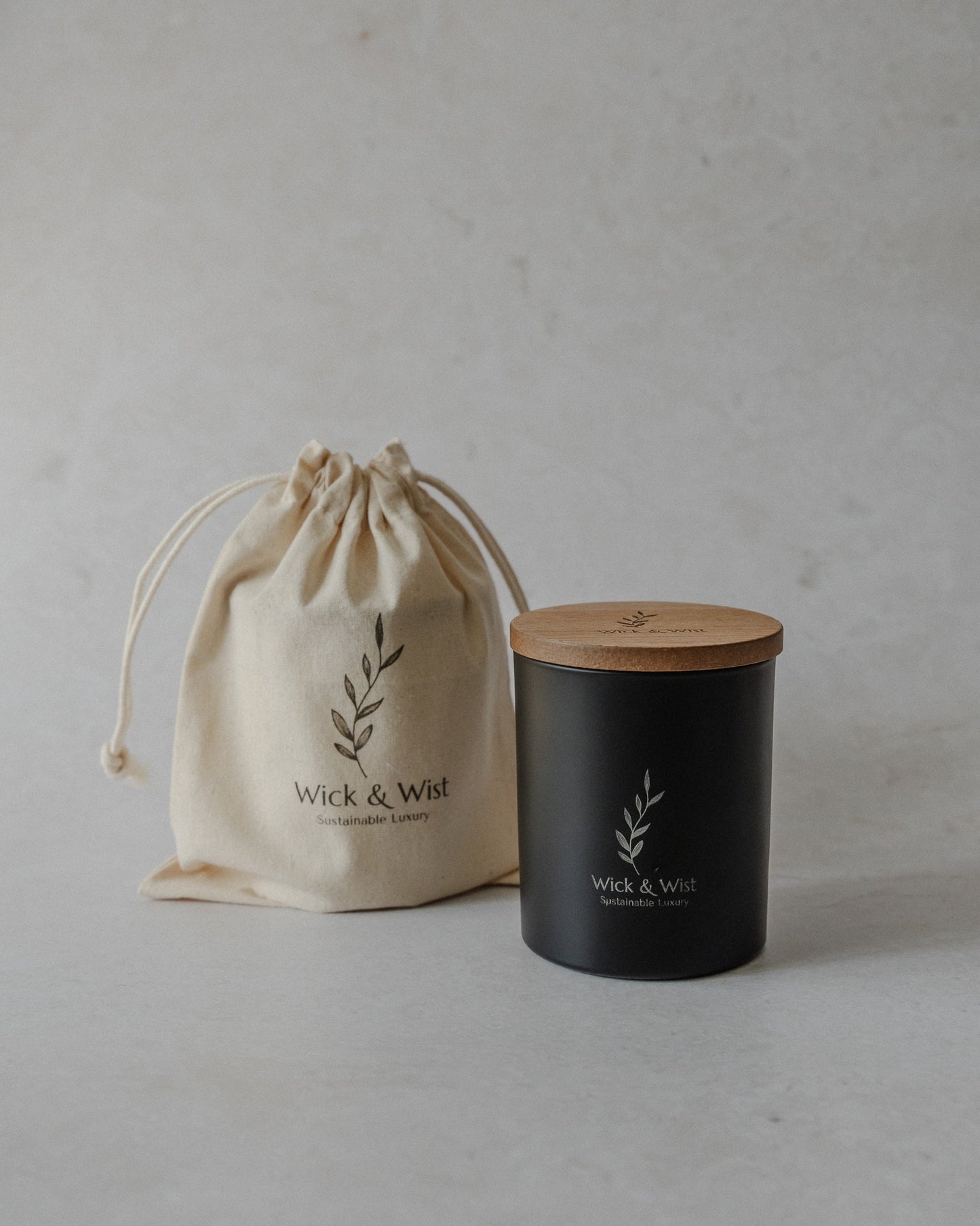 No. 07 Japanese Plum & Rhubarb - Wick & Wist