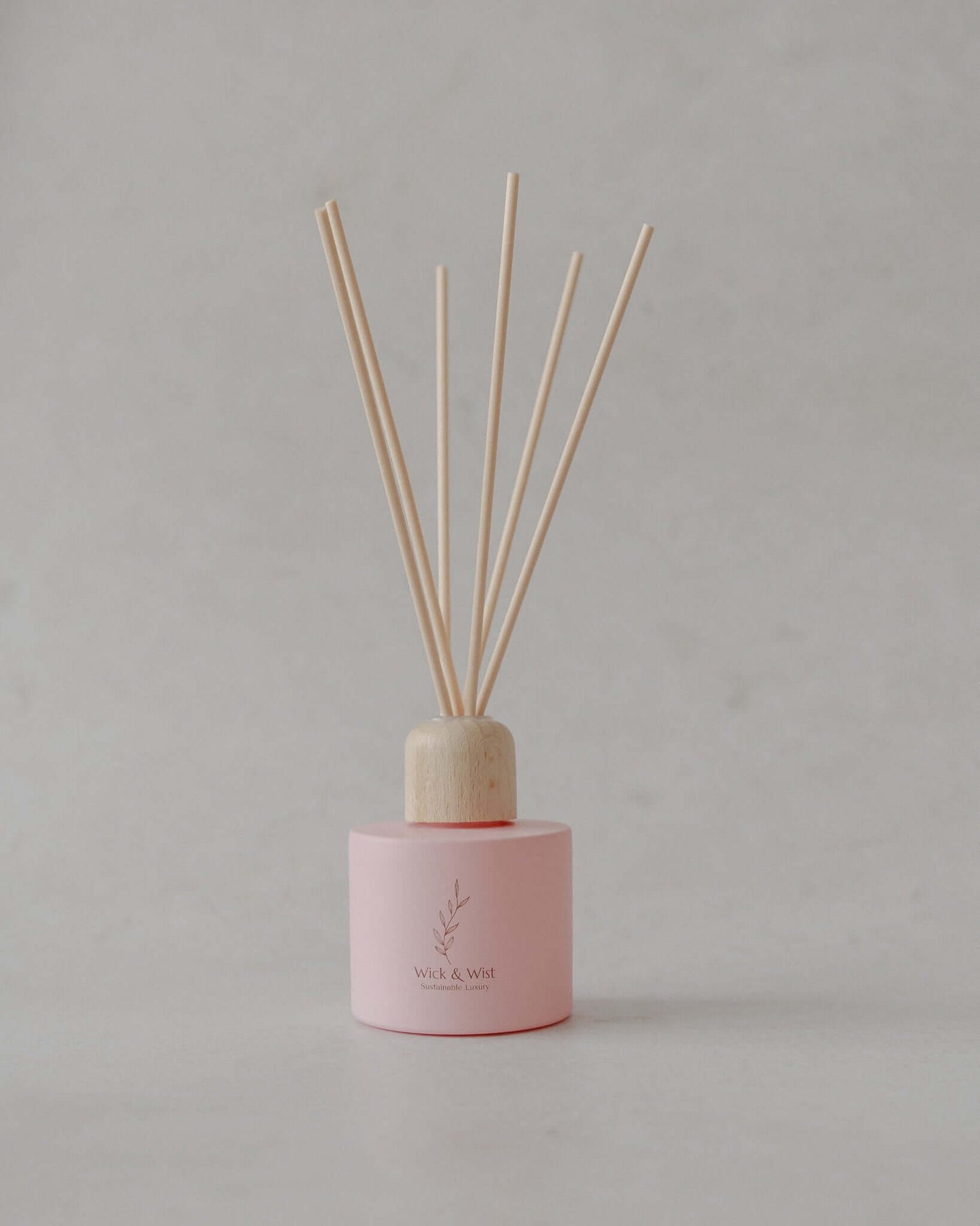 No. 13 Wild Raspberry & Peppercorn Reed Diffuser - Wick & Wist