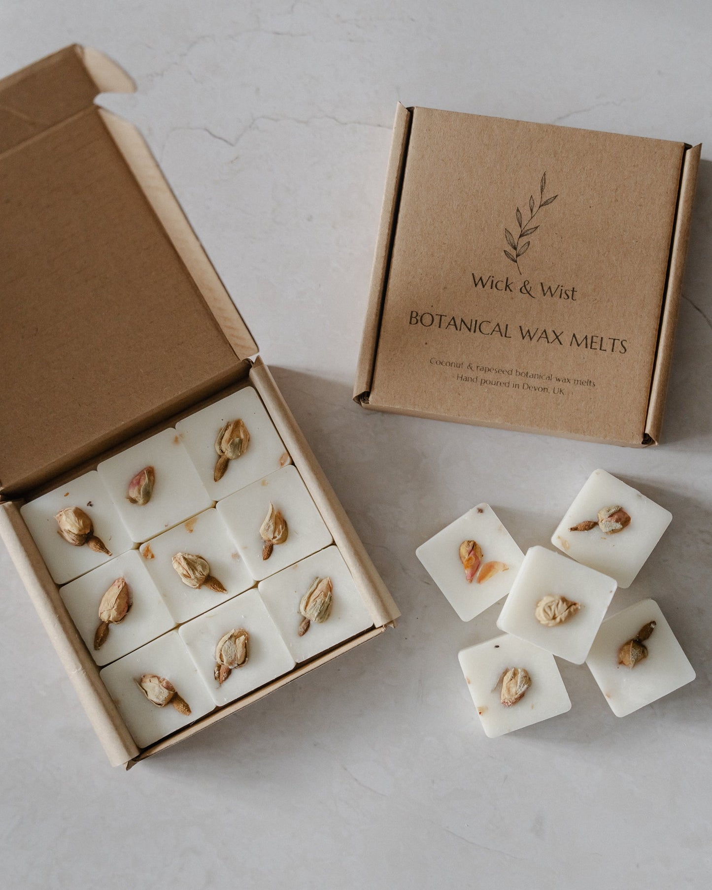 Signature Fragrance Botanical Wax Melt Gift Box - Wick & Wist