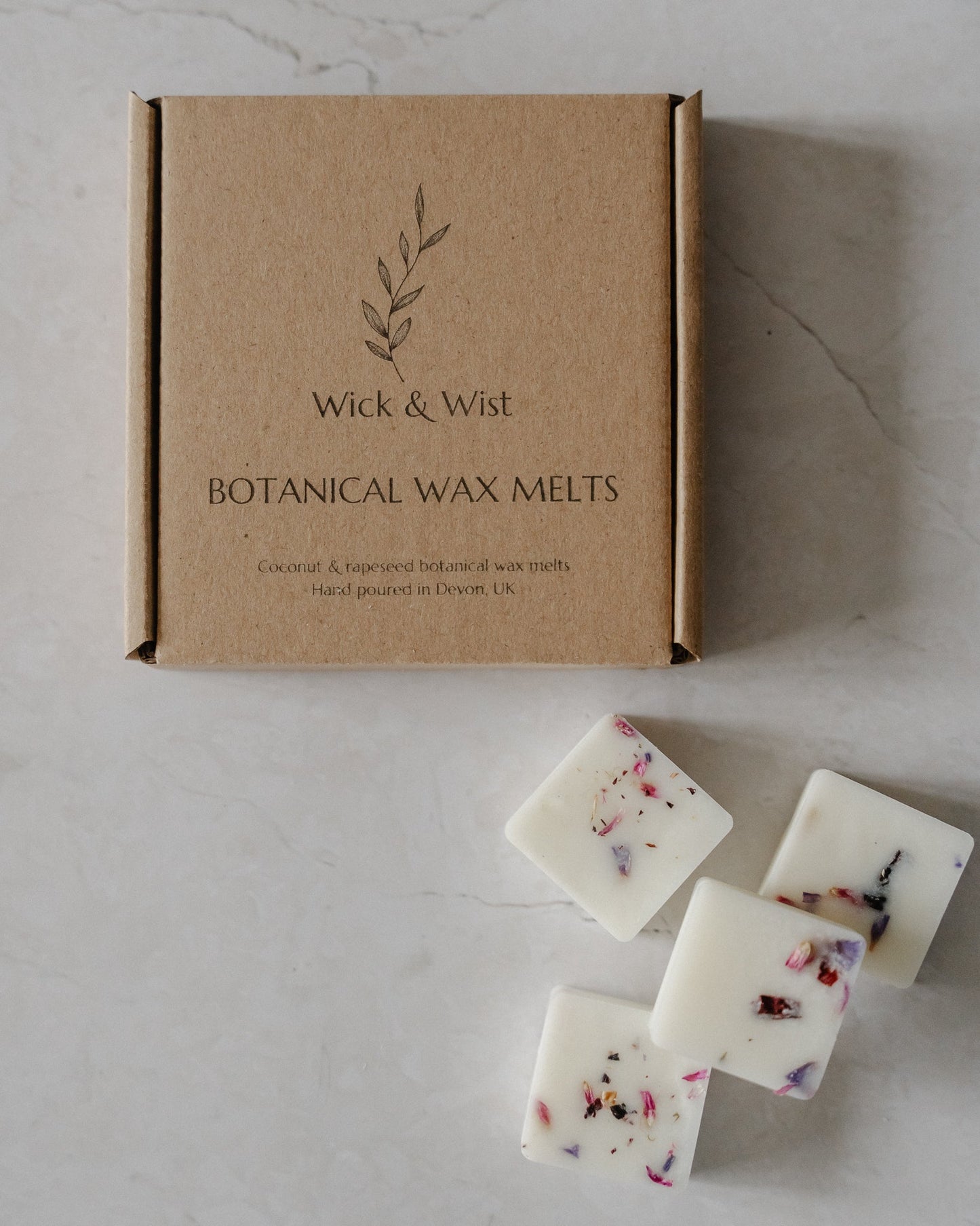 Signature Fragrance Botanical Wax Melt Gift Box - Wick & Wist