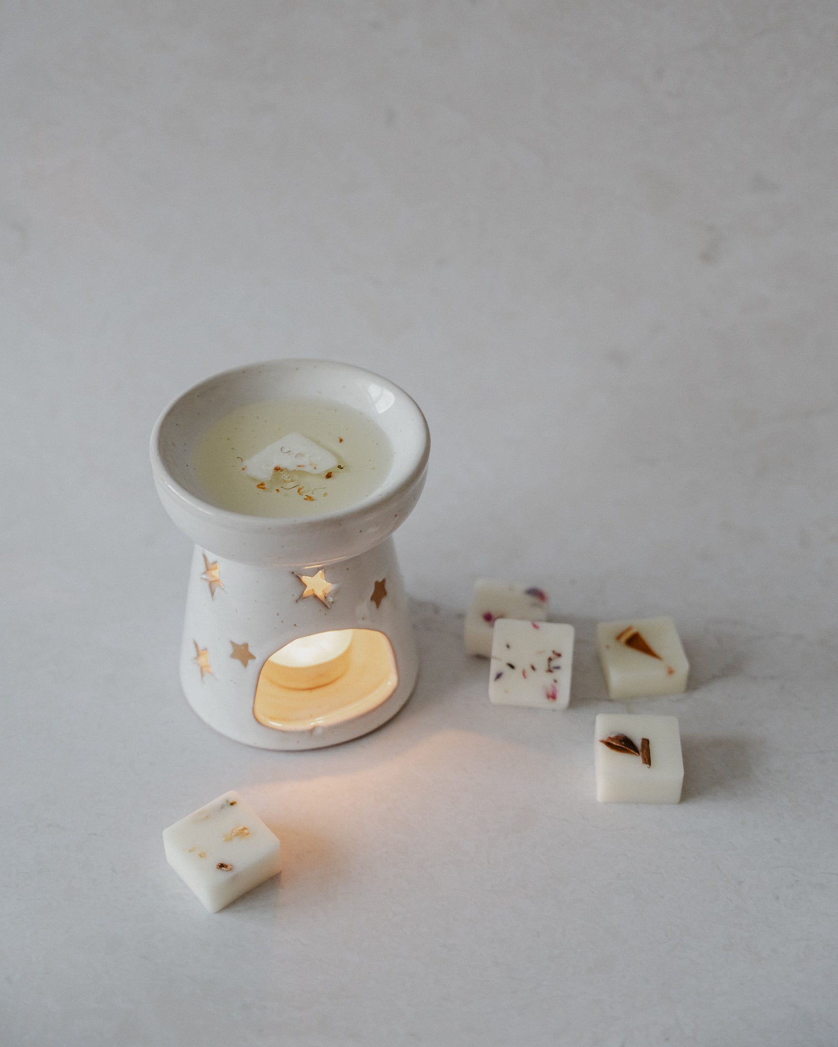 Ceramic Starry Wax Melt Burner - Wick & Wist