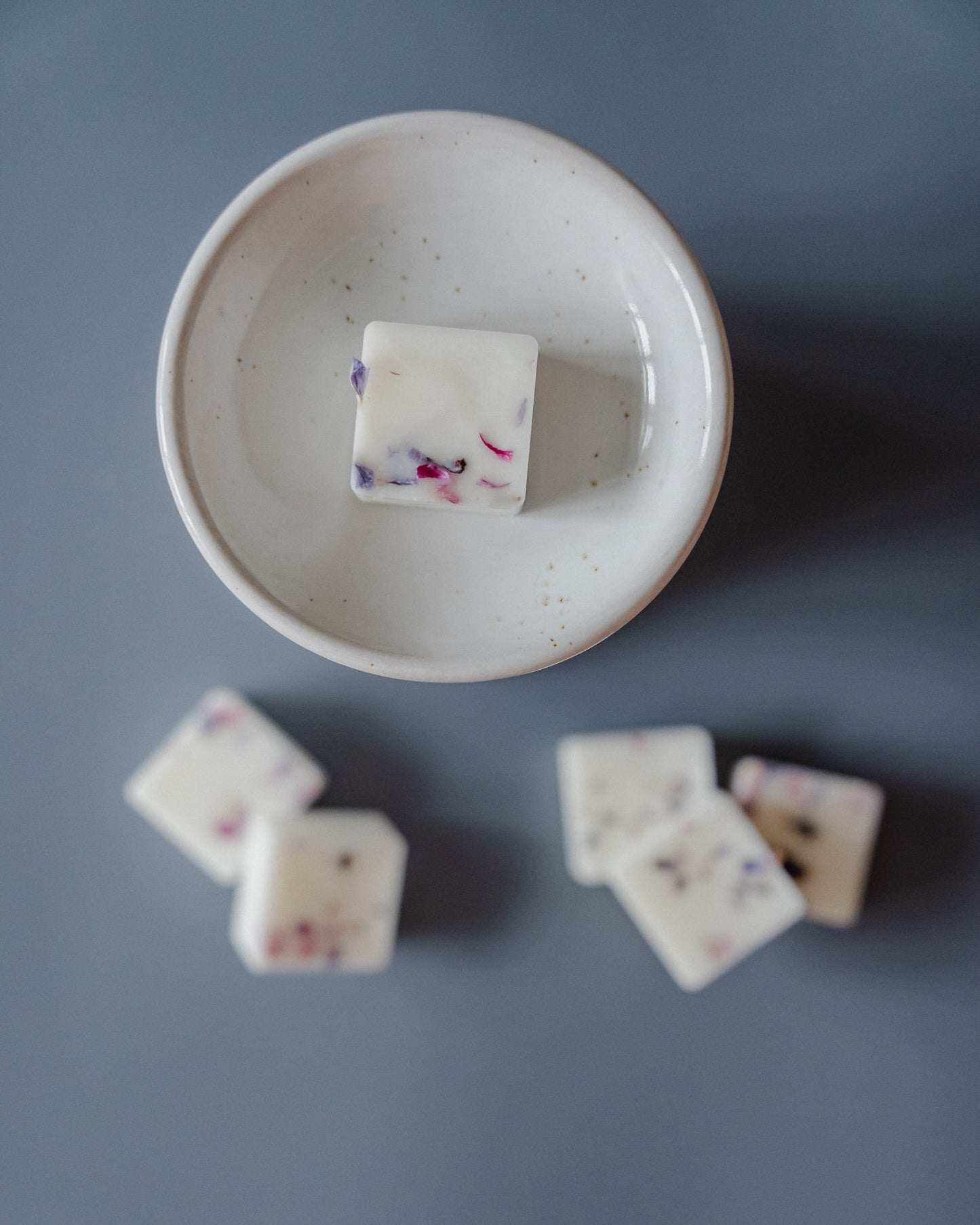 Signature Fragrance Botanical Wax Melts - Wick & Wist